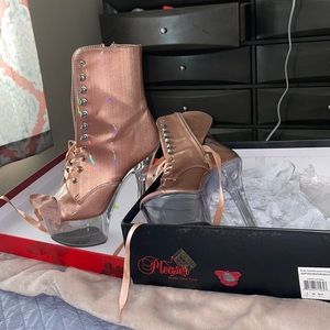 Open toe pleaser heels rose gold aspire size 5